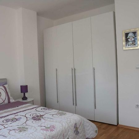 Apartments Ruzica Pula Bagian luar foto