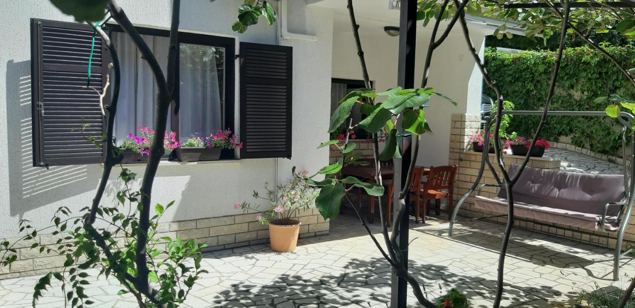 Apartments Ruzica Pula Bagian luar foto