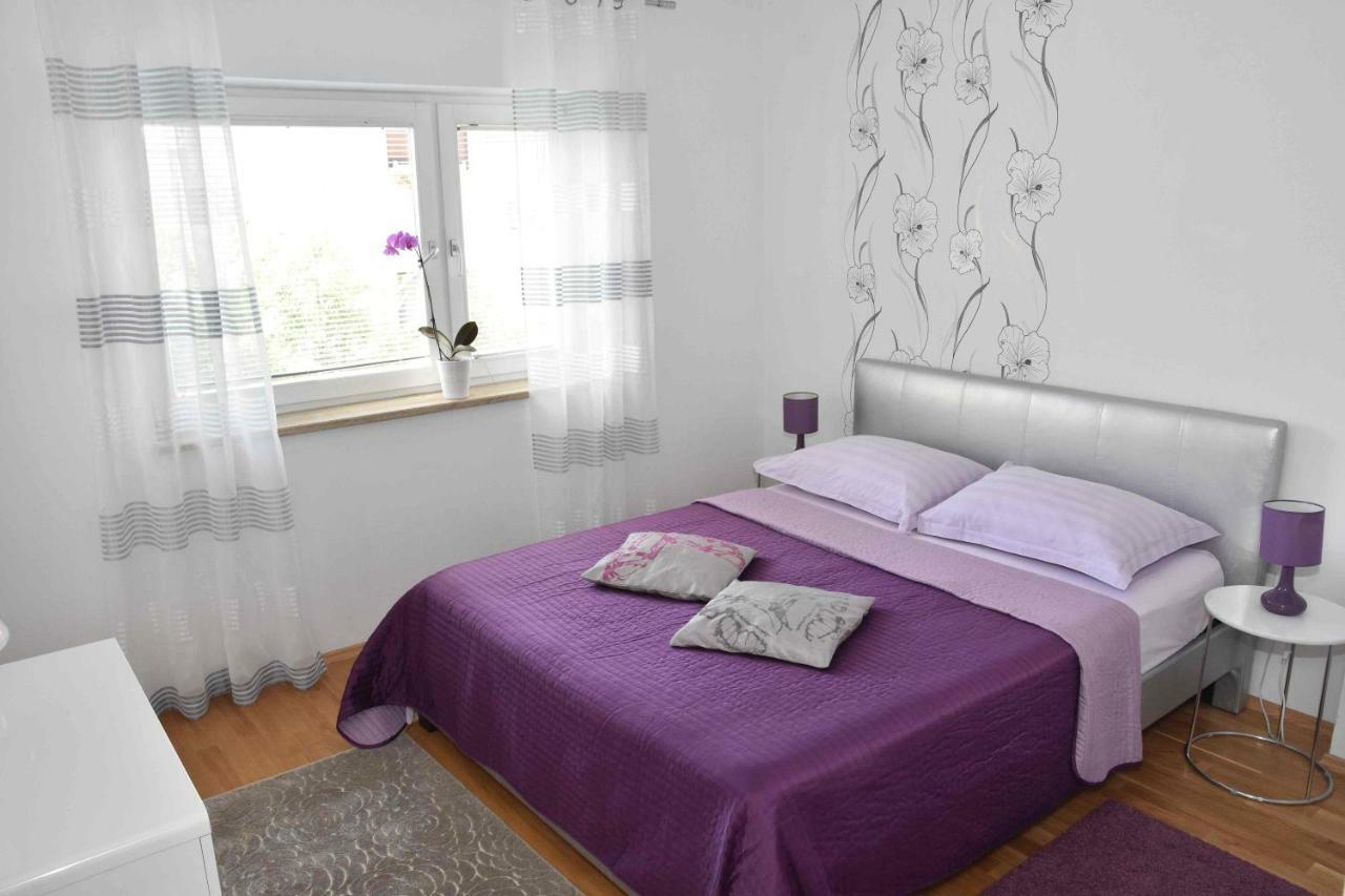 Apartments Ruzica Pula Bagian luar foto
